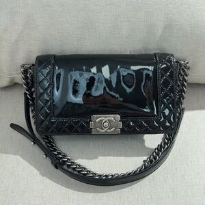 CHANEL Black Patent Leather Reverso Boy Bag Old Medium SHW
